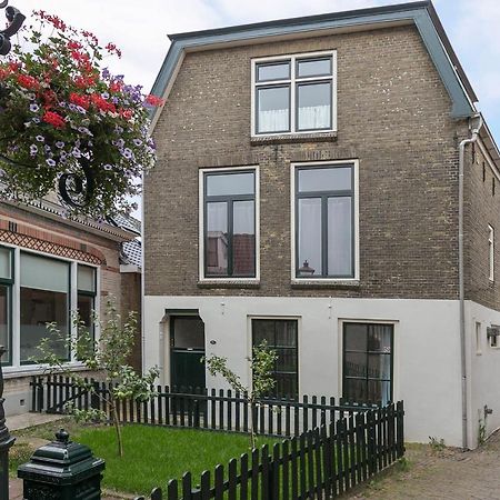 Knus Vertoeven In Een Historisch Pand In Grou. エクステリア 写真